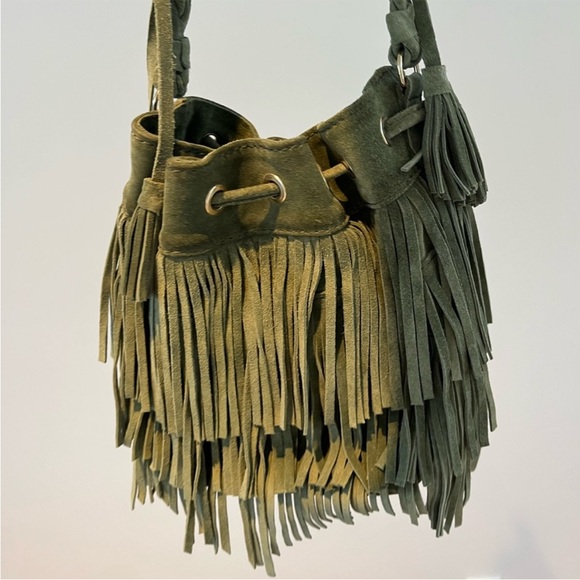 REVOLVE NWT Fringe Shoulder Suede Leather Boho Bag LOVE🌈 - Picture 5 of 9